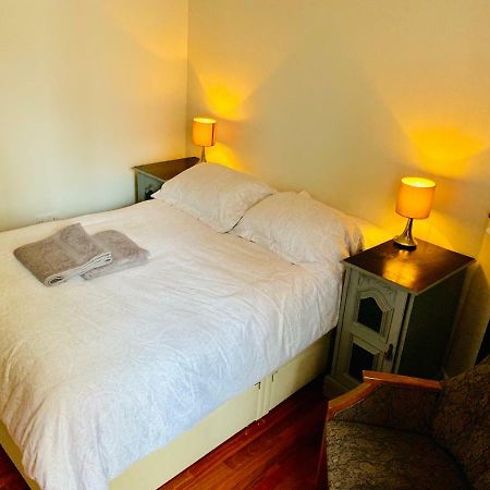 Tapestry Apartment Лондон Экстерьер фото