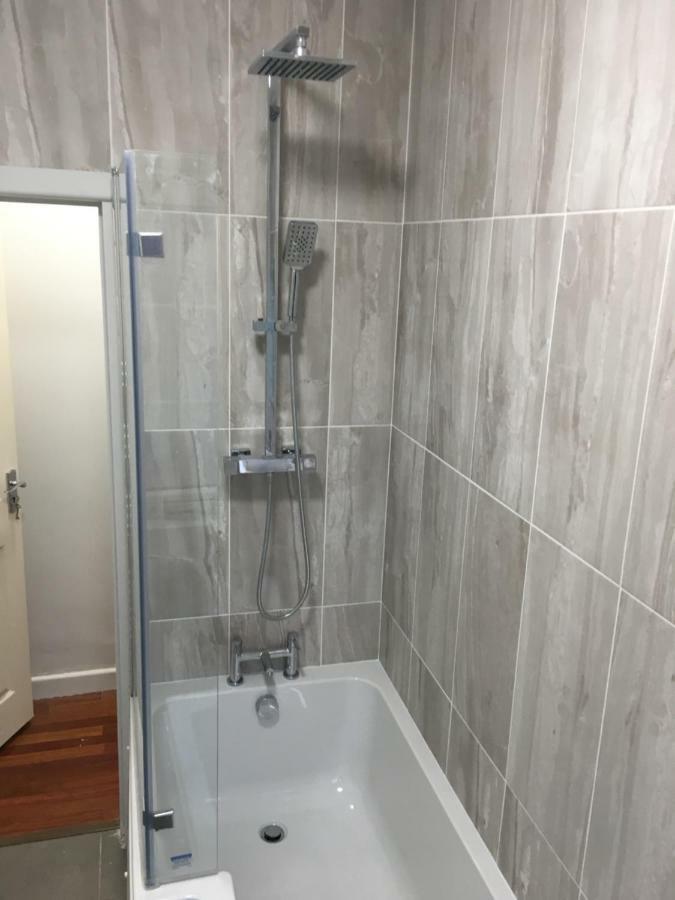 Tapestry Apartment Лондон Экстерьер фото