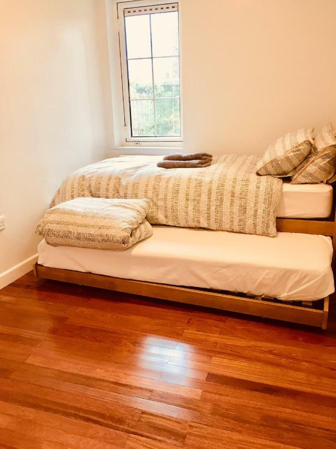 Tapestry Apartment Лондон Экстерьер фото